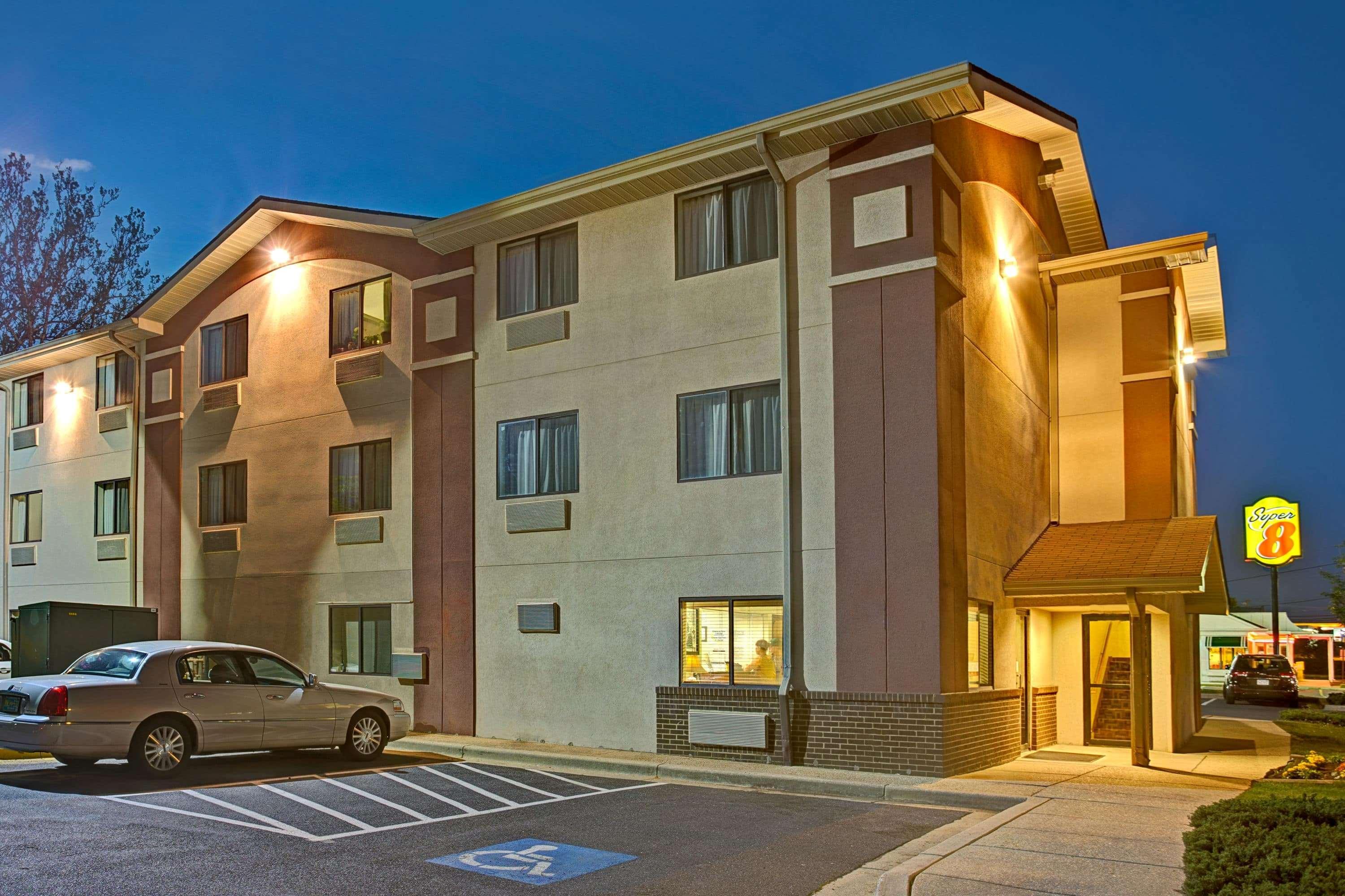 Super 8 By Wyndham College Park Wash Dc Area Hotel Kültér fotó